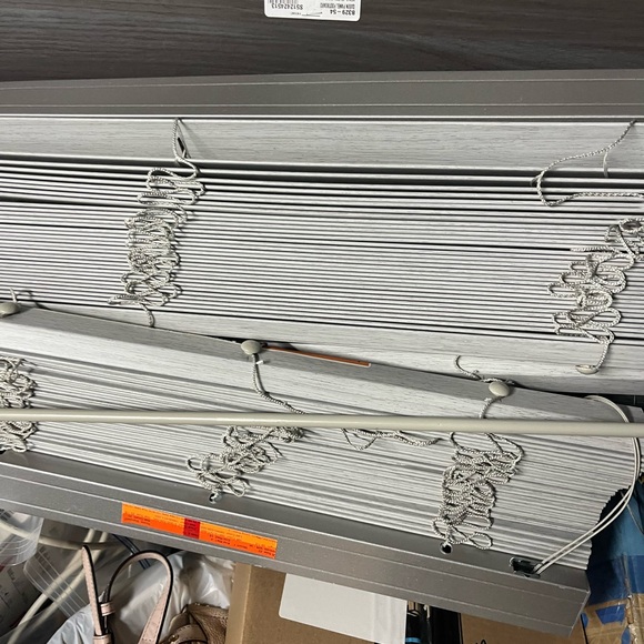 3dayBlinds Faux wooden window shutters, must live in Las Vegas for pick-up - Picture 10 of 12